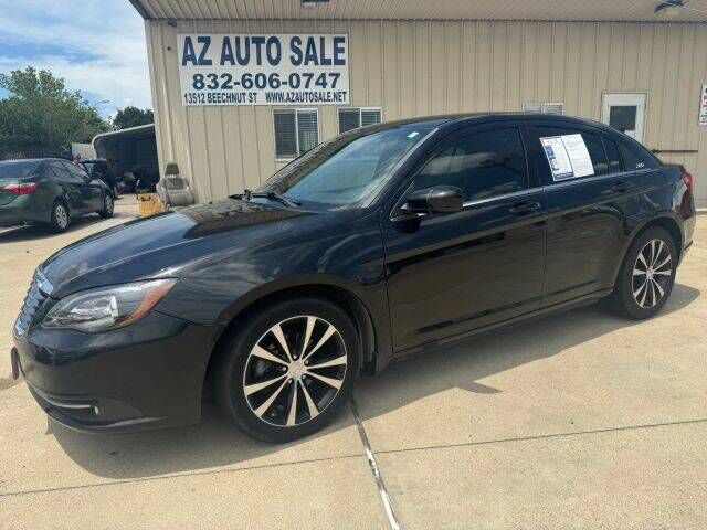 2013 CHRYSLER 200