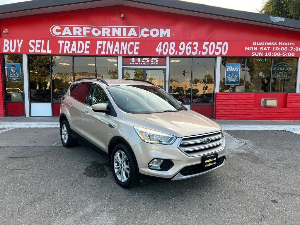 2018 FORD Escape