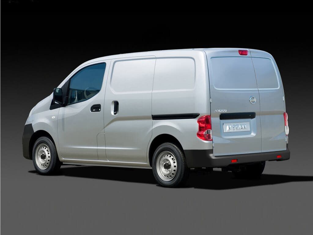 2021 NISSAN NV200