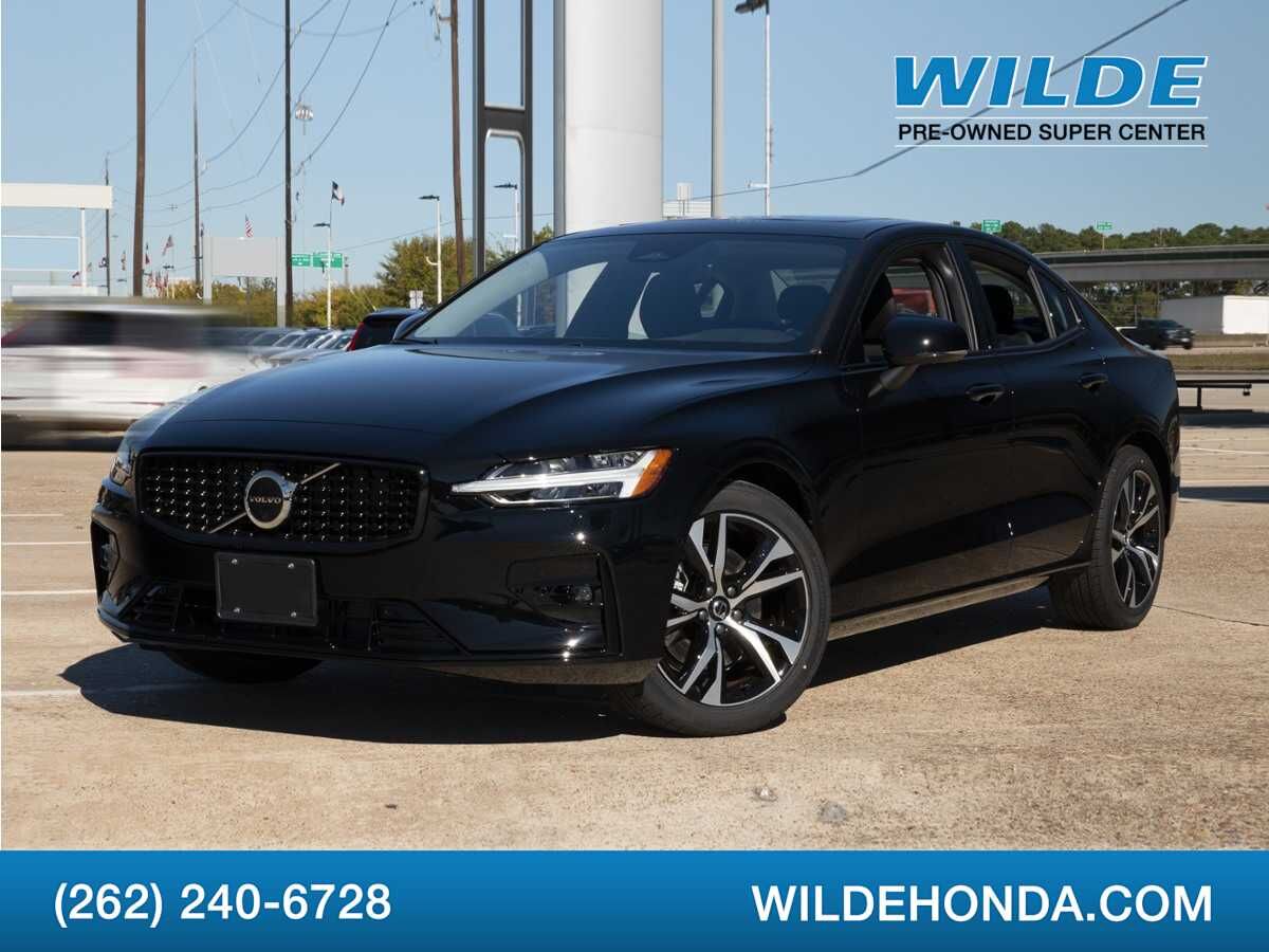 2024 VOLVO S60