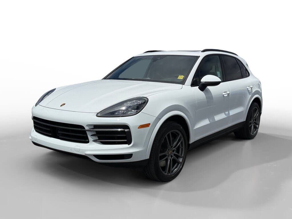 2022 PORSCHE Cayenne