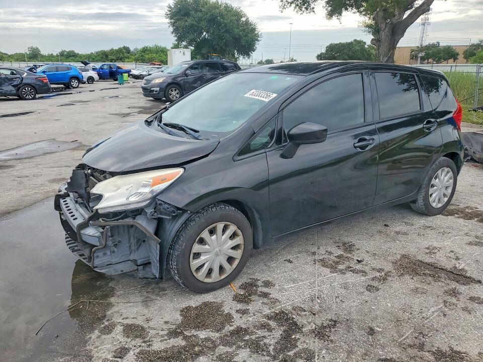 2015 NISSAN Versa