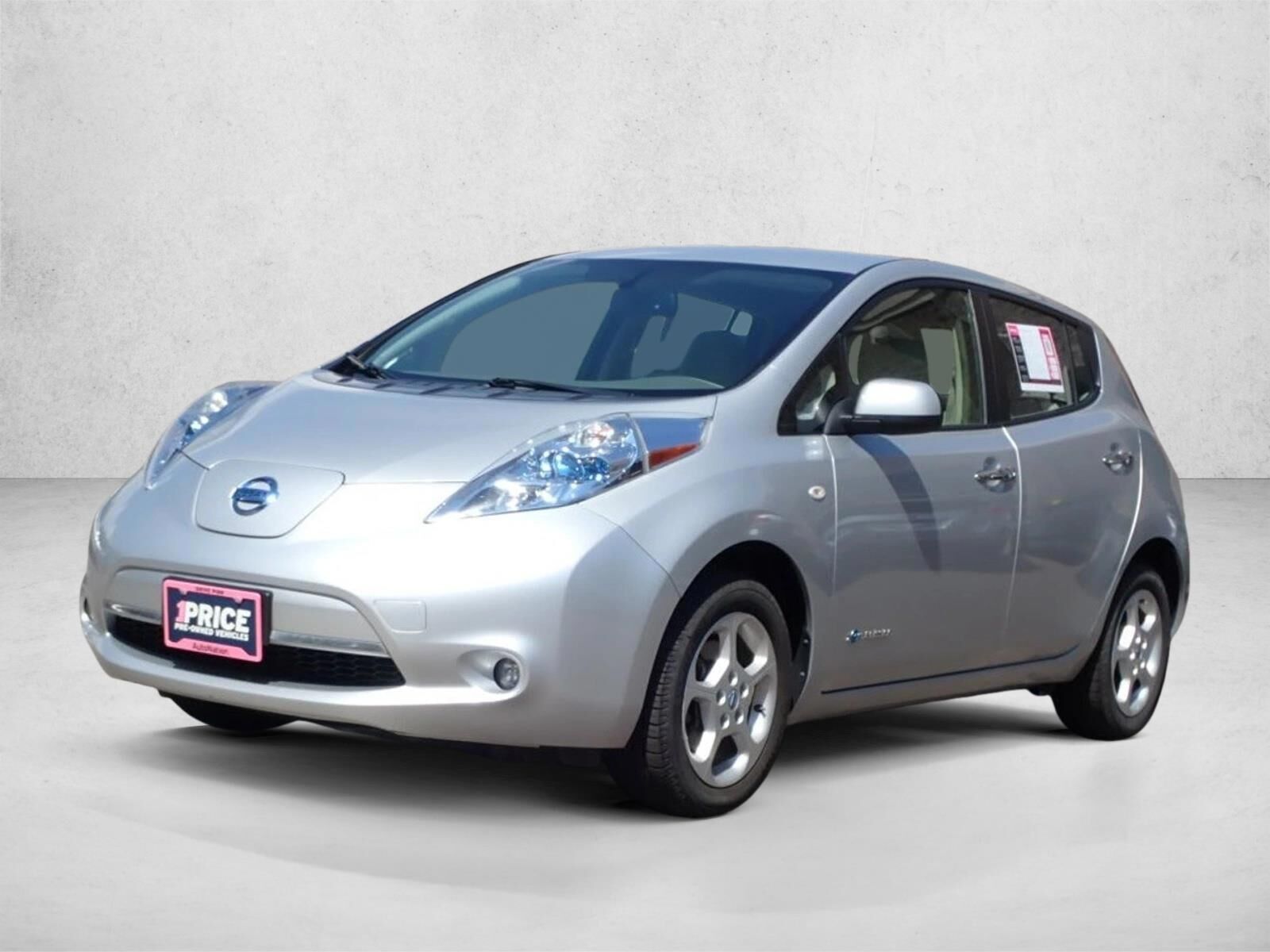 2012 NISSAN Leaf
