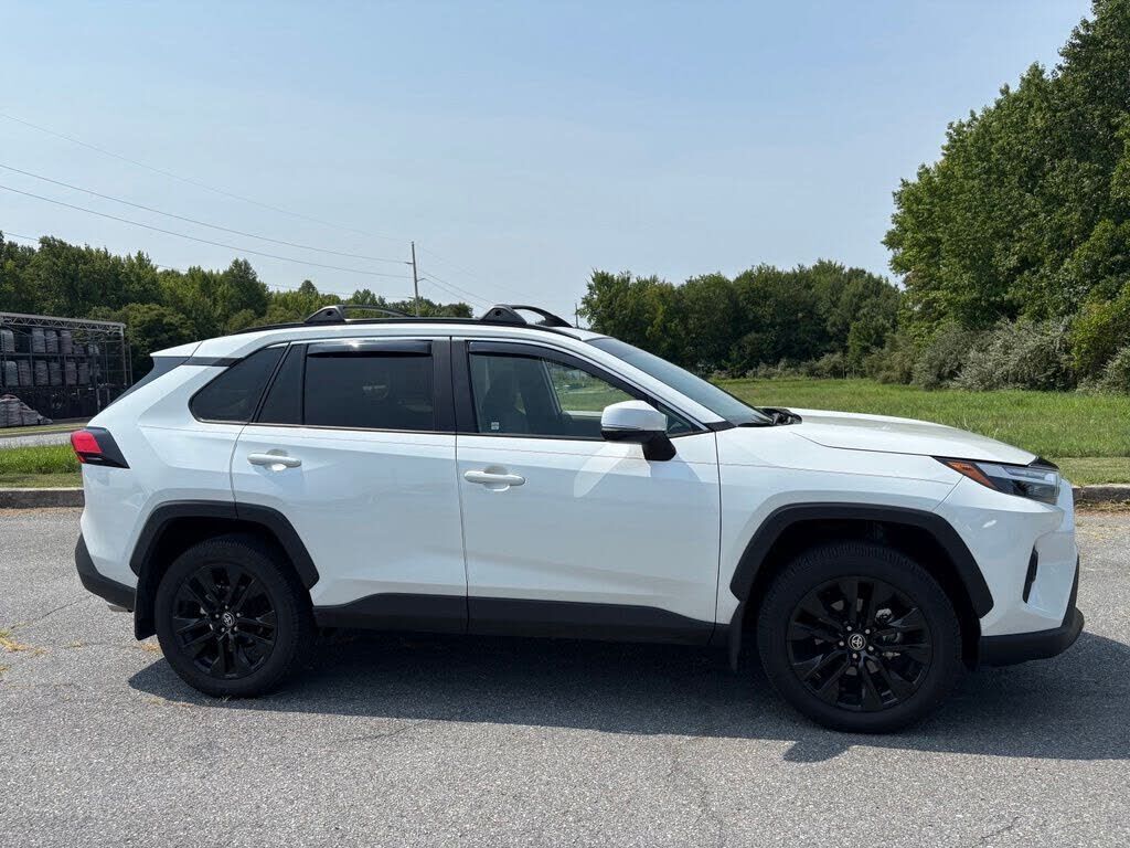 2025 TOYOTA RAV4