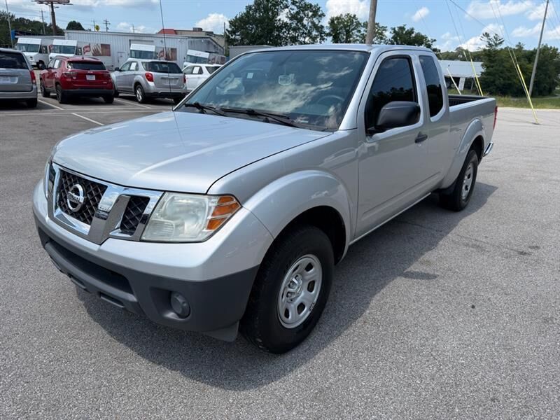 2015 NISSAN Frontier