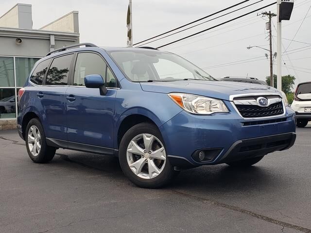 2016 SUBARU Forester