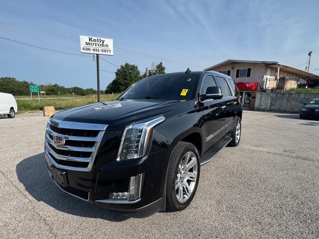 2017 CADILLAC Escalade