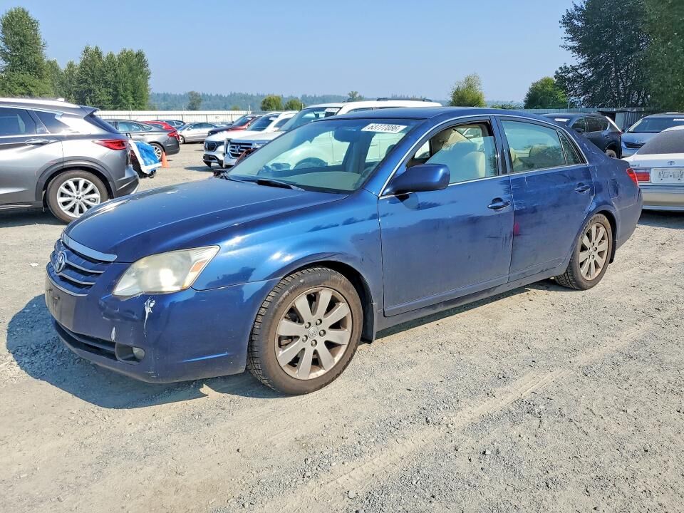2005 TOYOTA Avalon