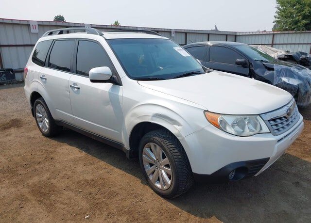 2013 SUBARU Forester