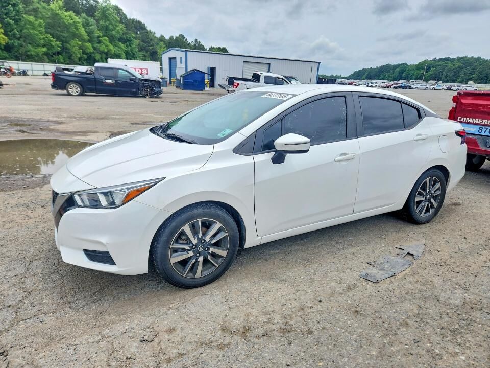 2021 NISSAN Versa