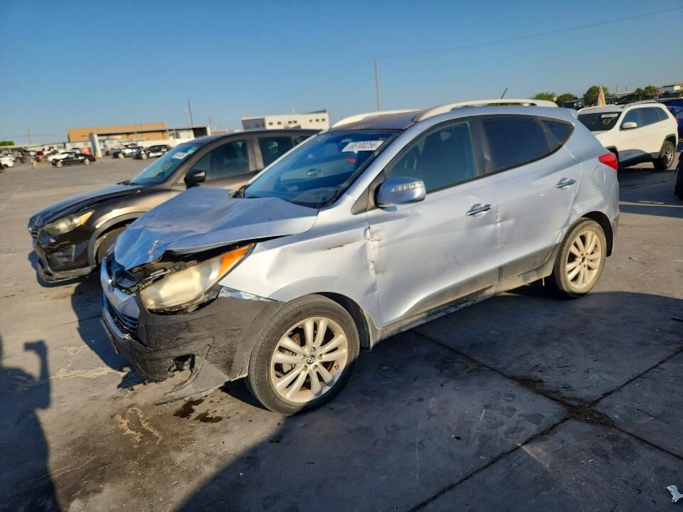 2011 HYUNDAI Tucson
