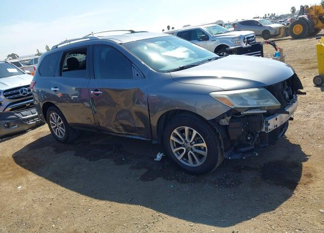 2016 NISSAN Pathfinder
