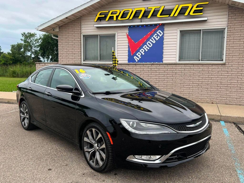2016 CHRYSLER 200