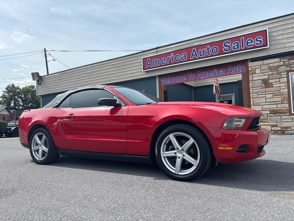 2010 FORD Mustang