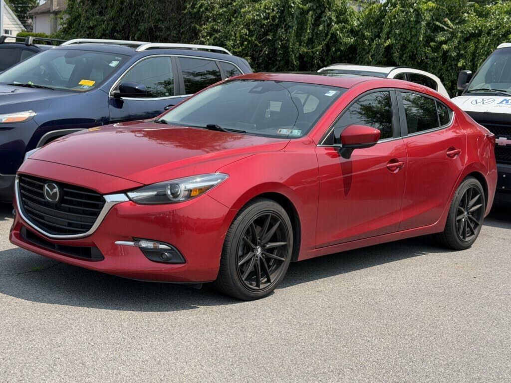 2017 MAZDA Mazda3