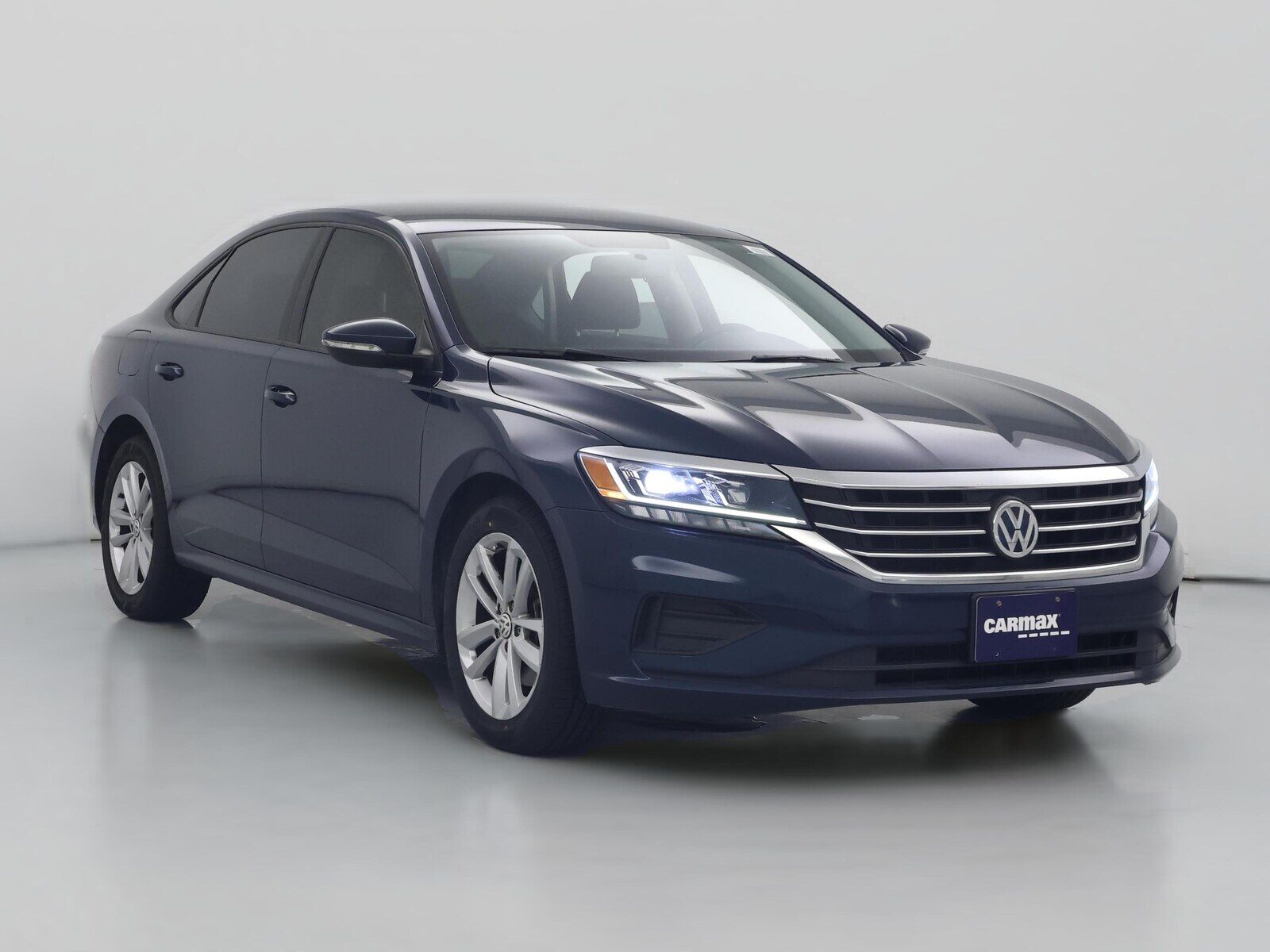 2021 VOLKSWAGEN Passat