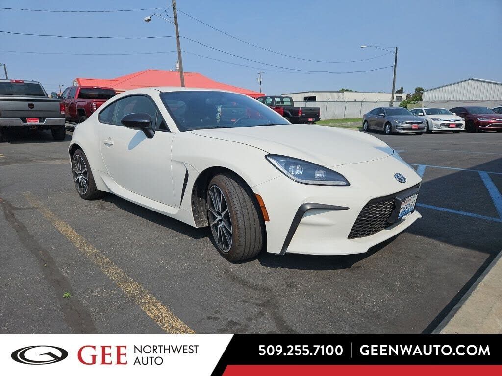 2024 TOYOTA GR86