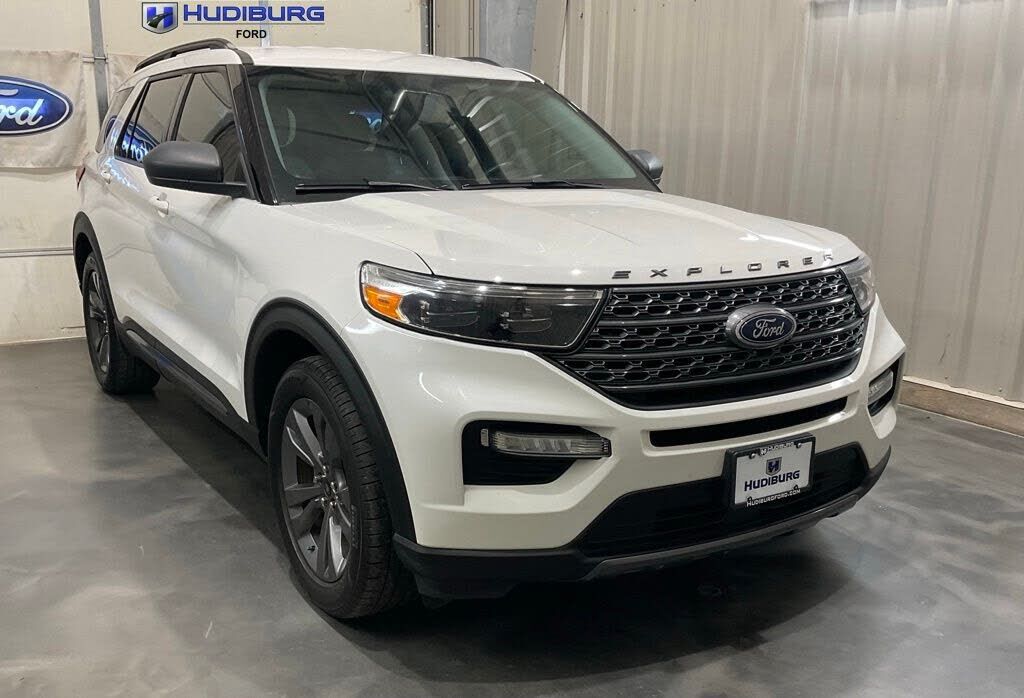 2021 FORD Explorer
