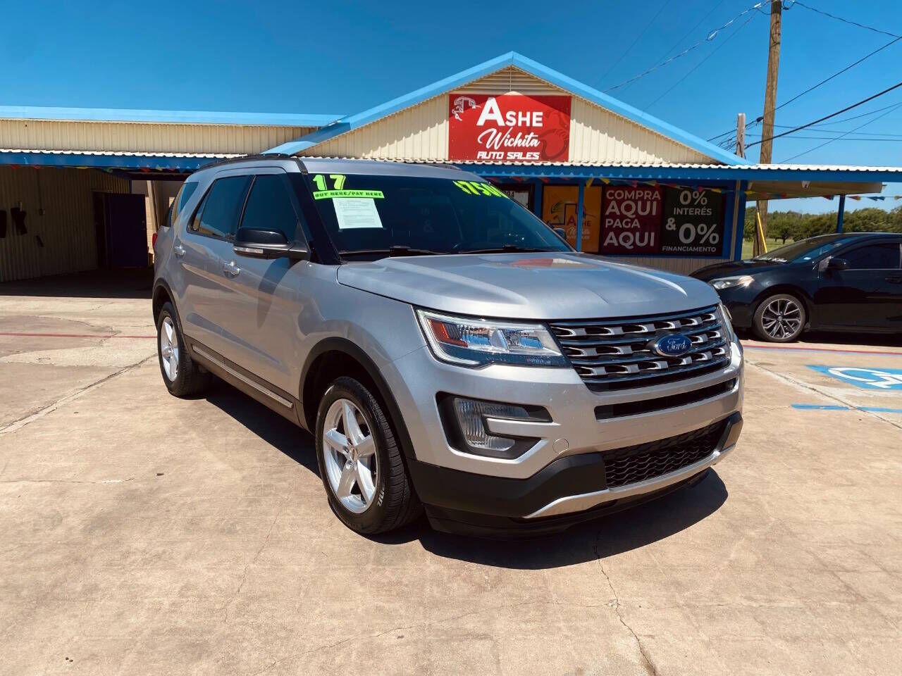 2017 FORD Explorer