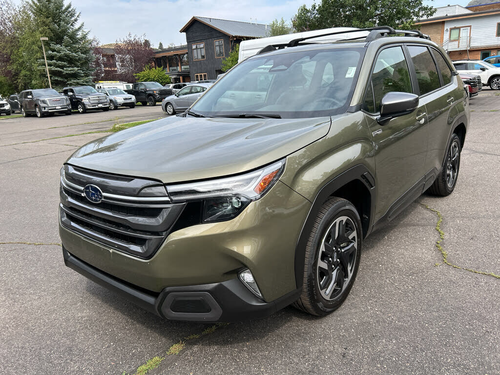 2025 SUBARU Forester