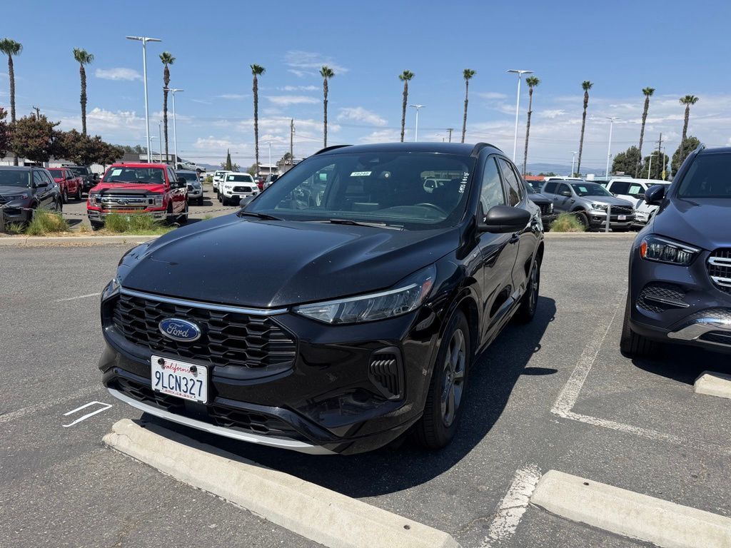 2024 FORD Escape