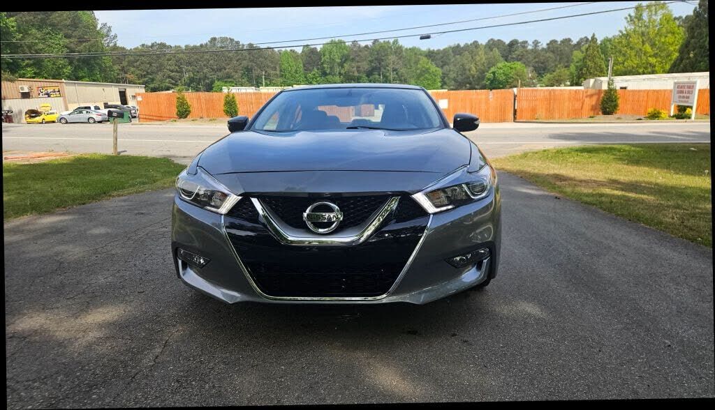 2018 NISSAN Maxima
