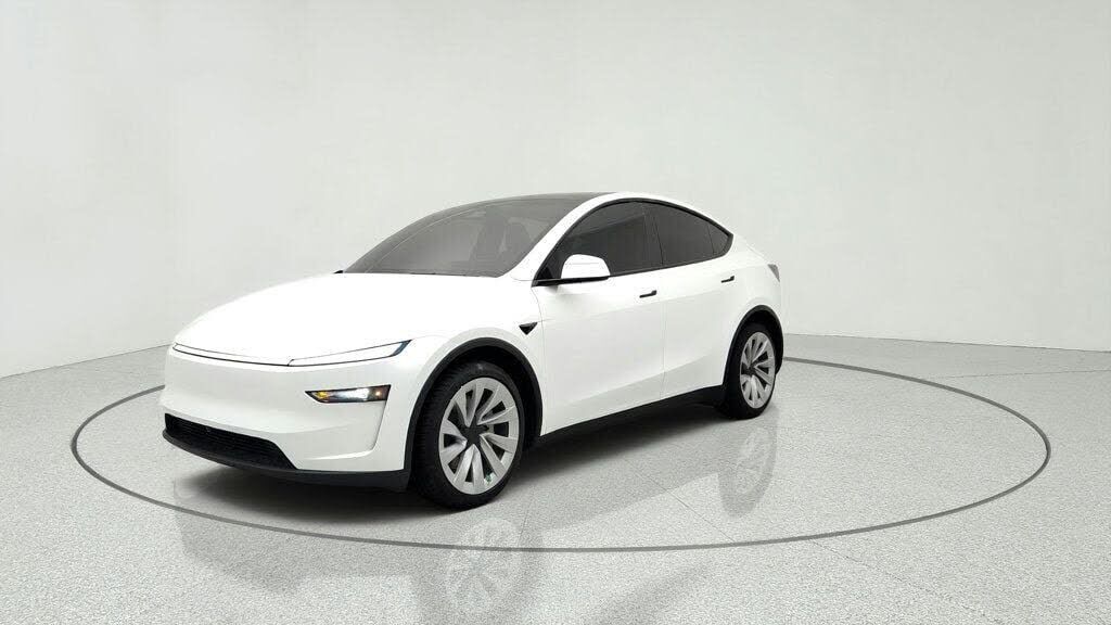 2026 TESLA Model Y