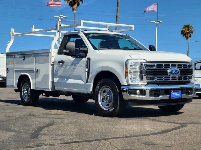 2024 FORD F-350