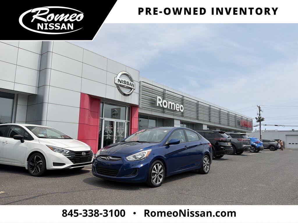 2017 HYUNDAI Accent