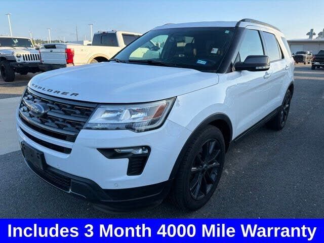 2018 FORD Explorer