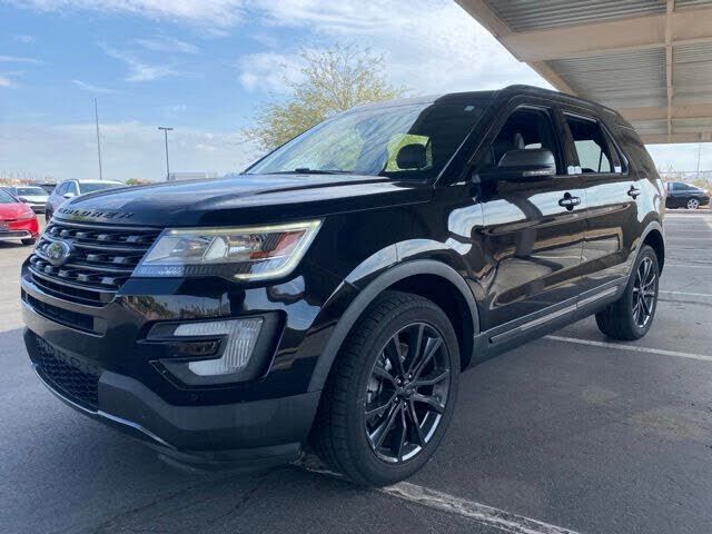 2017 FORD Explorer
