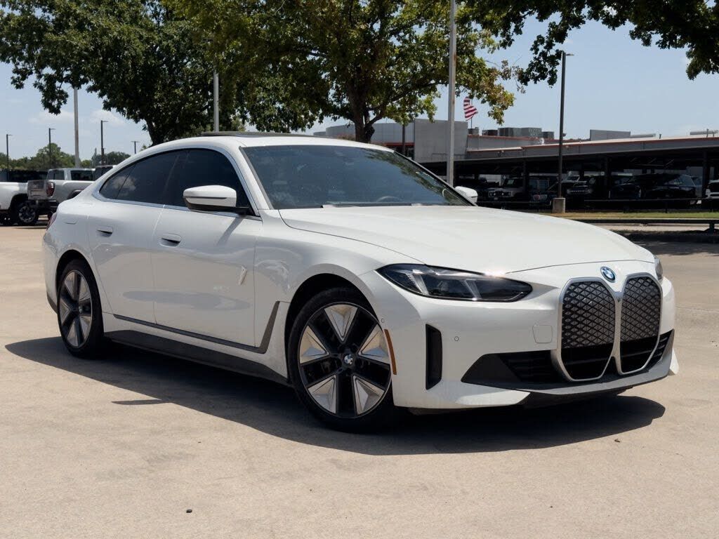 2025 BMW i4