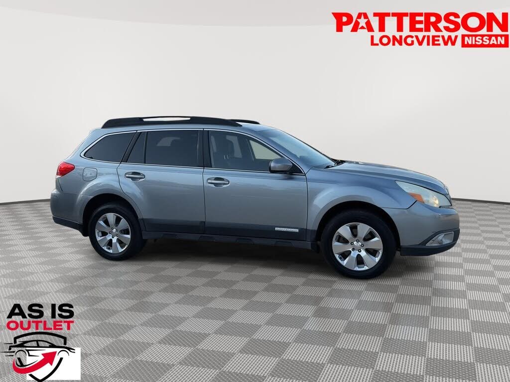 2011 SUBARU Outback
