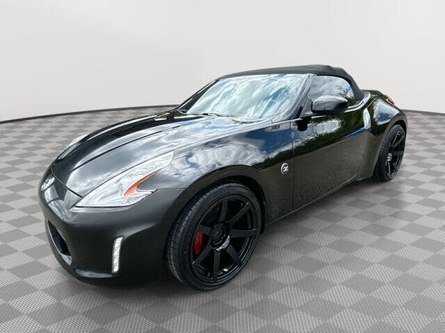 2013 NISSAN 370Z