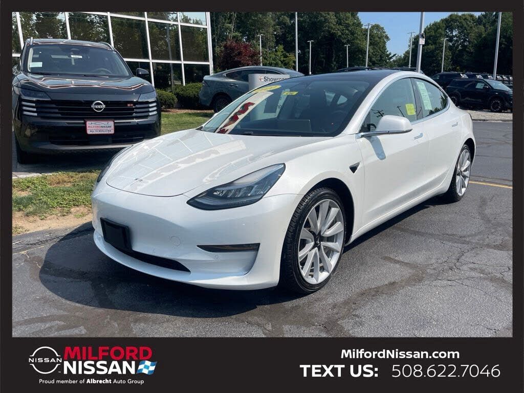 2020 TESLA Model 3