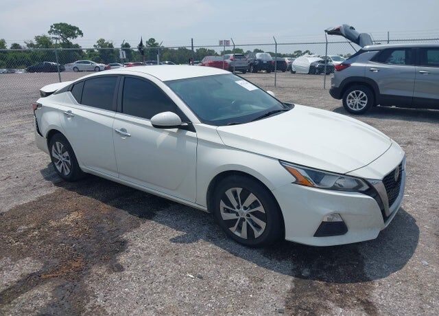 2020 NISSAN Altima