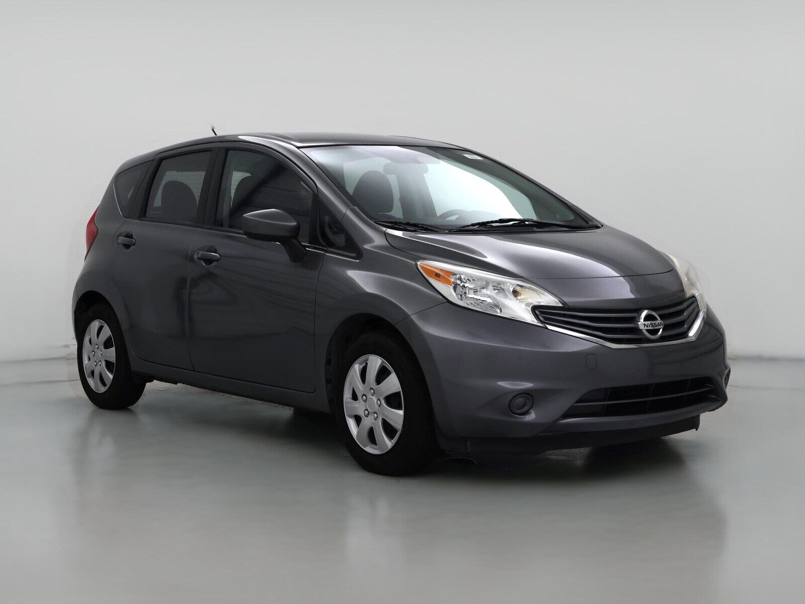 2016 NISSAN Versa
