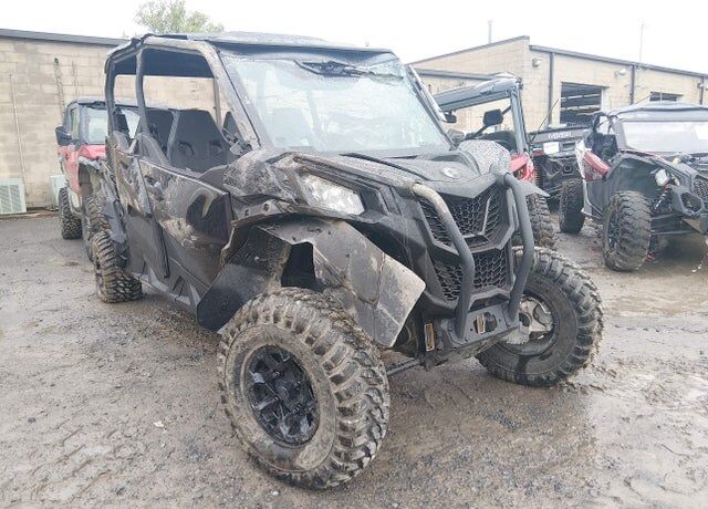 2025 CAN-AM Maverick Trail/Maverick Sport