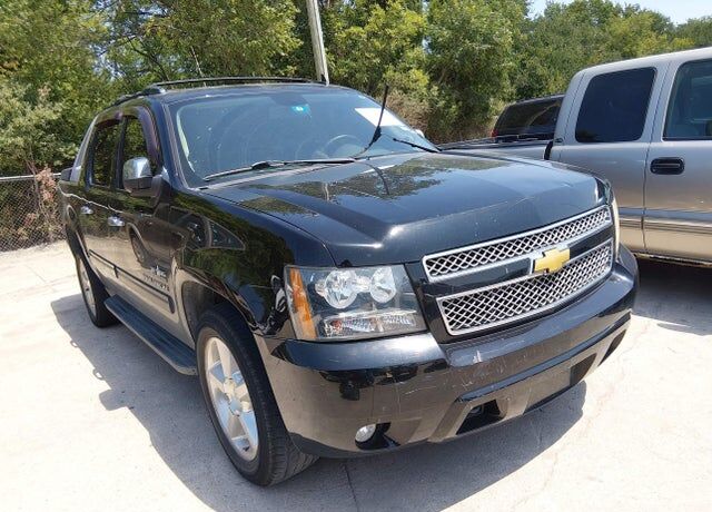 2010 CHEVROLET Avalanche