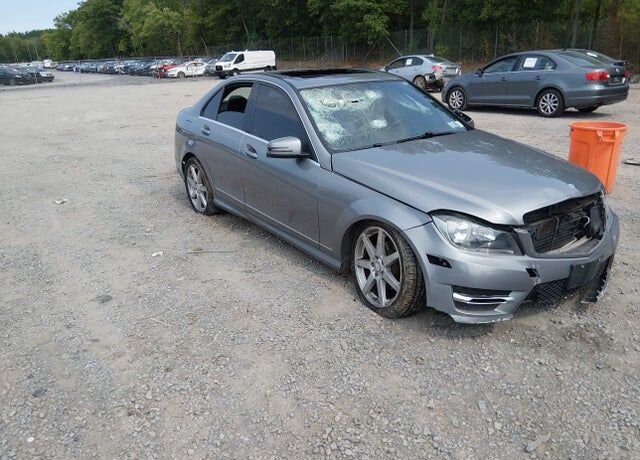 2014 MERCEDES-BENZ C-Class