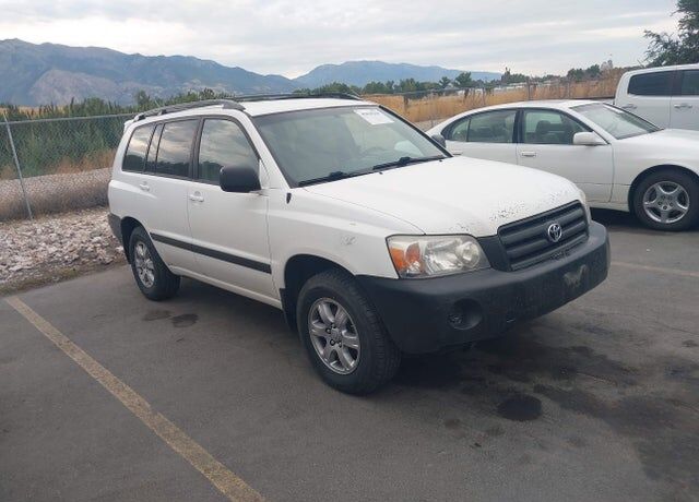 2004 TOYOTA Highlander