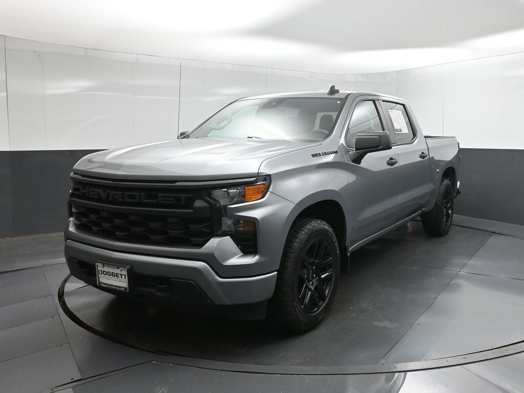 2023 CHEVROLET Silverado