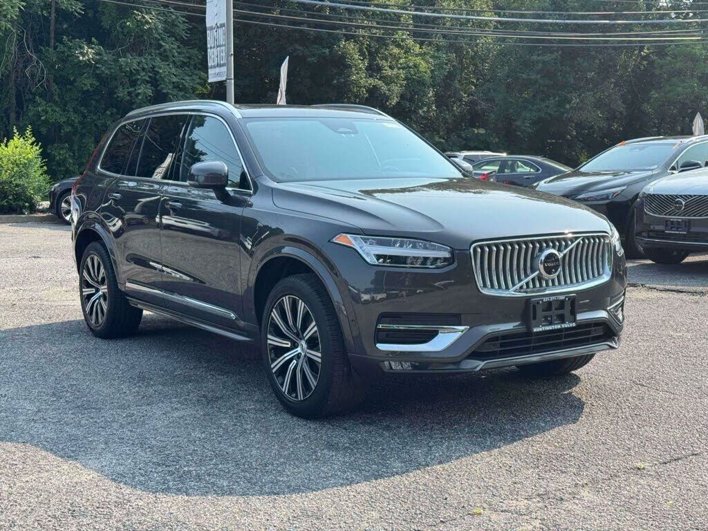 2024 VOLVO XC90