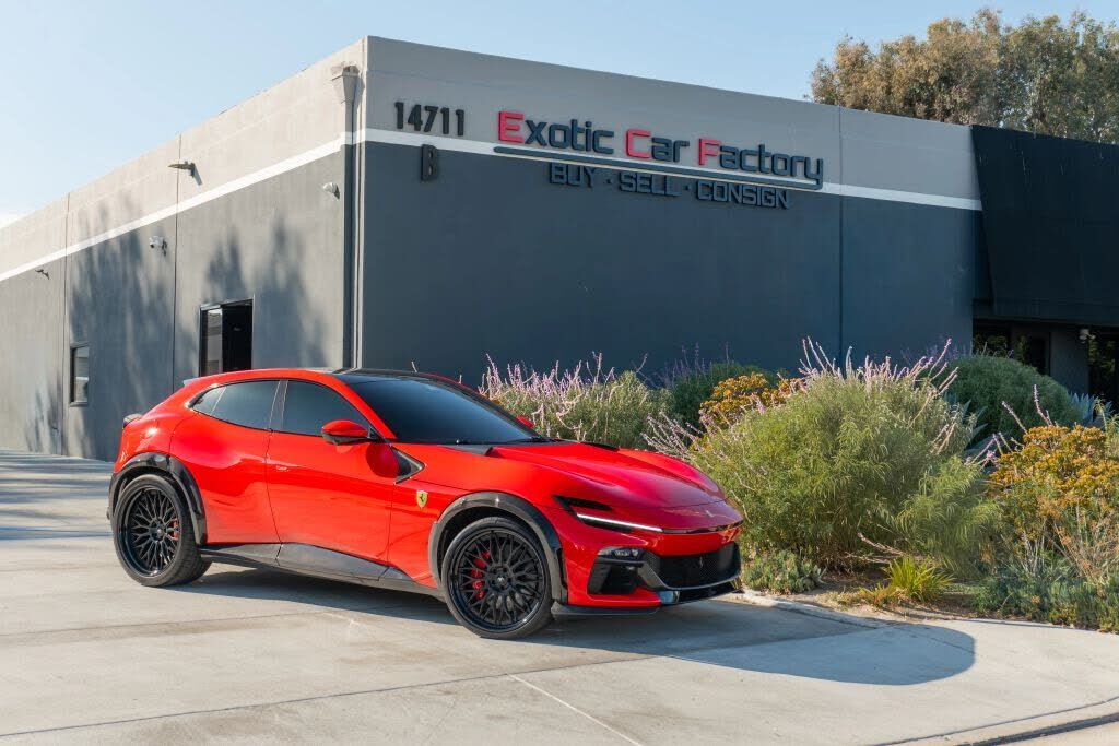2025 FERRARI Purosangue