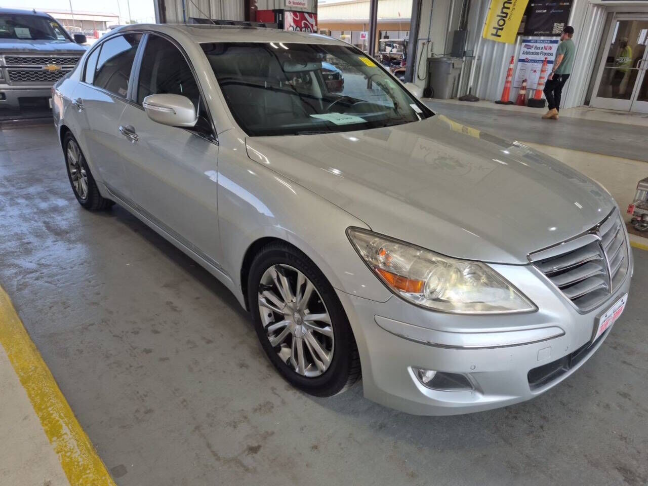 2011 HYUNDAI Genesis