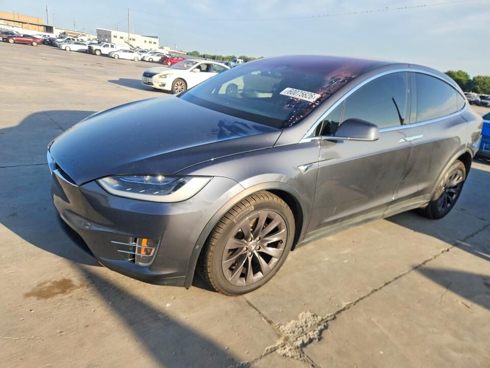 2018 TESLA Model X
