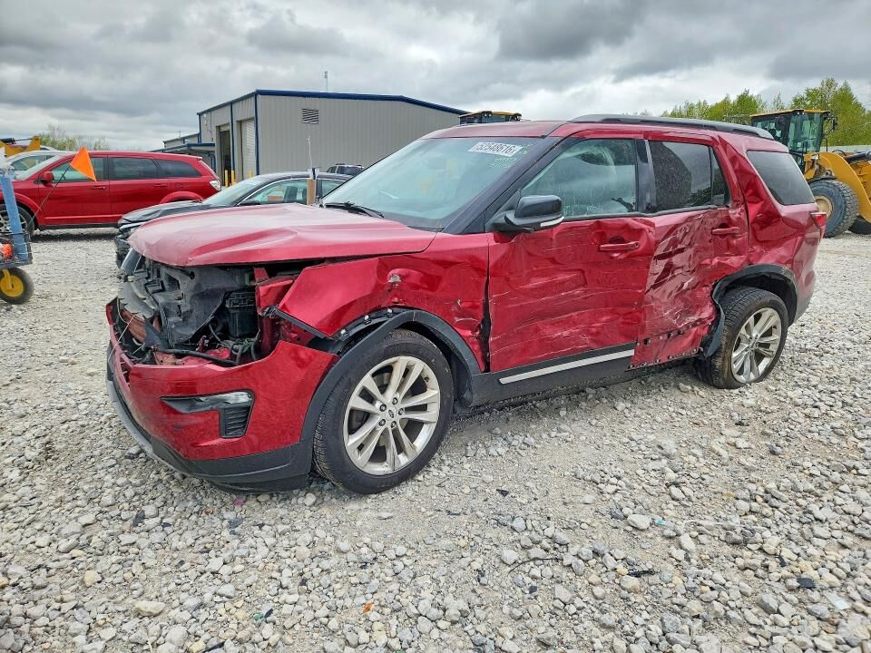 2018 FORD Explorer