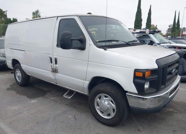 2012 FORD E-250
