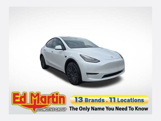 2023 TESLA Model Y