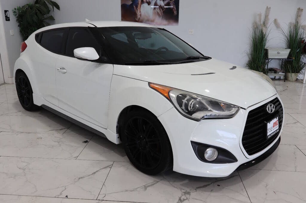 2015 HYUNDAI Veloster